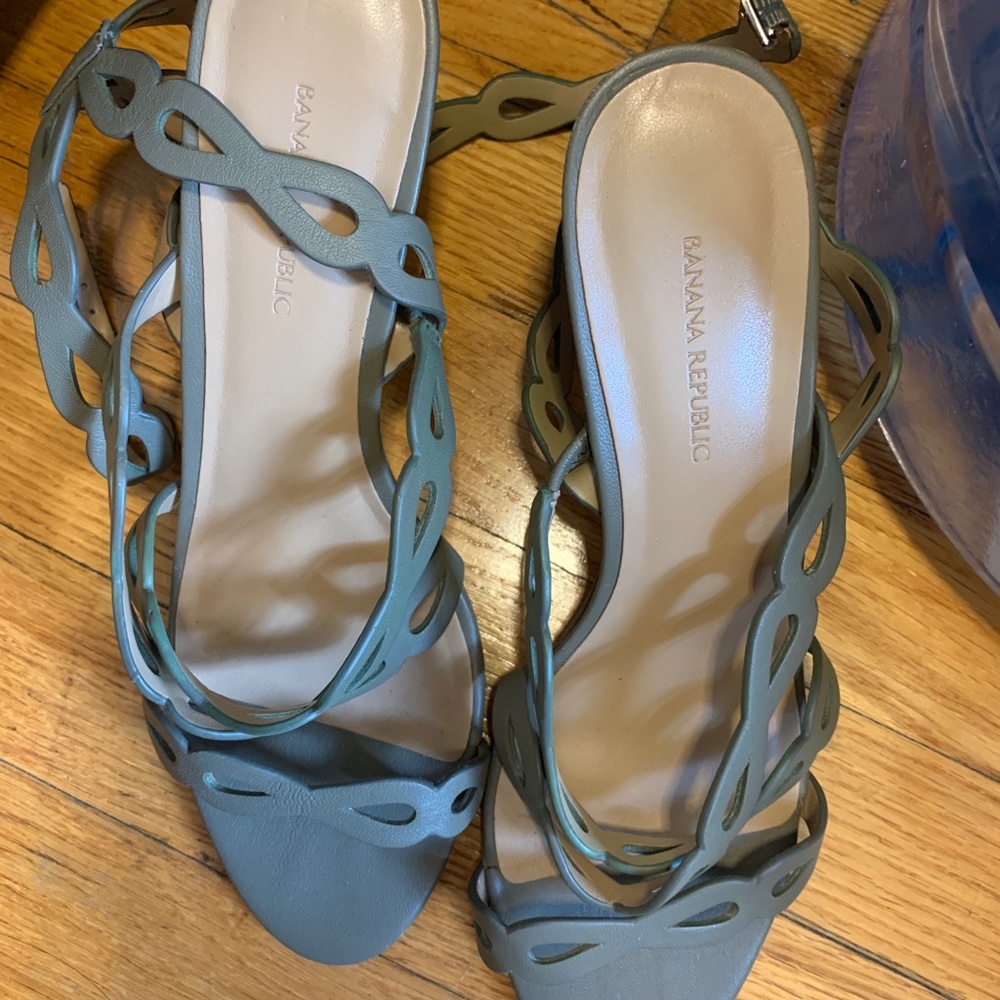 Laces heels shoes